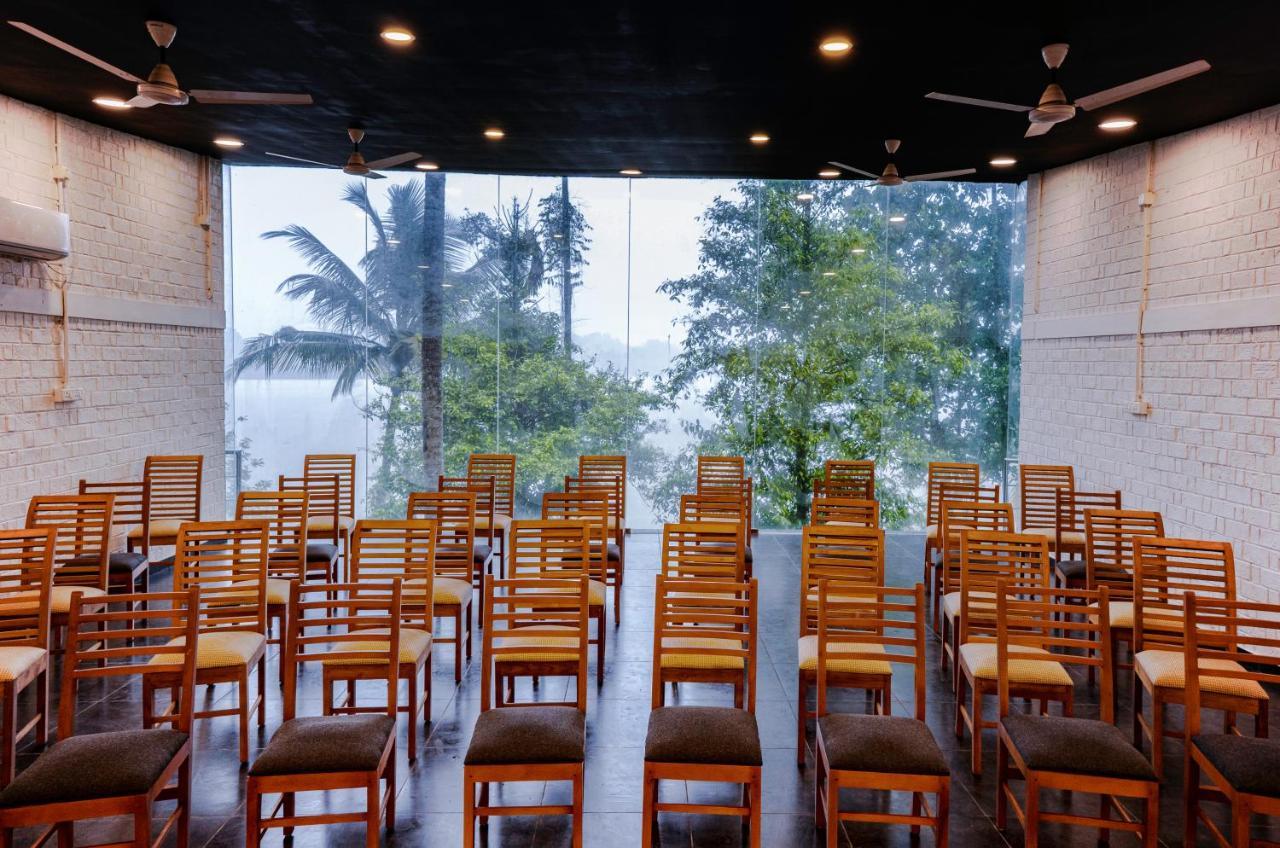 S River Resorts Kochi Exterior foto